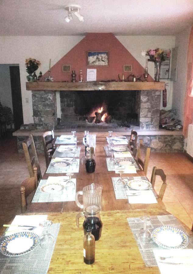 Chambre D'Hote "Chez Antoinette Et Charles" Santo-Pietro-di-Venaco Kültér fotó