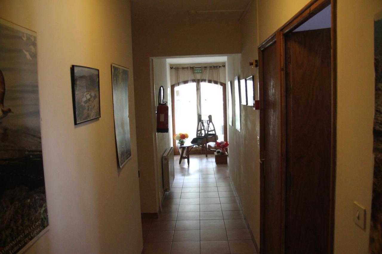Chambre D'Hote "Chez Antoinette Et Charles" Santo-Pietro-di-Venaco Kültér fotó